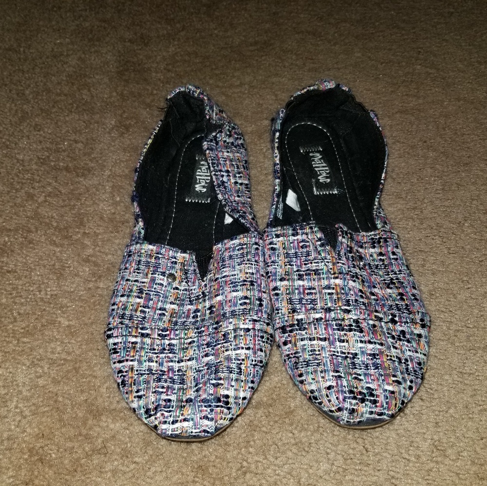Canvas Shoes